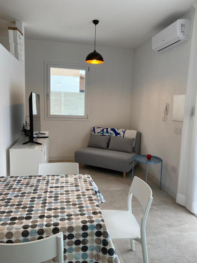 Torregrande Apartments トッレ・グランデ エクステリア 写真