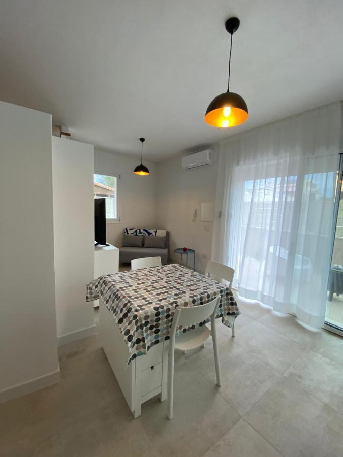 Torregrande Apartments トッレ・グランデ エクステリア 写真